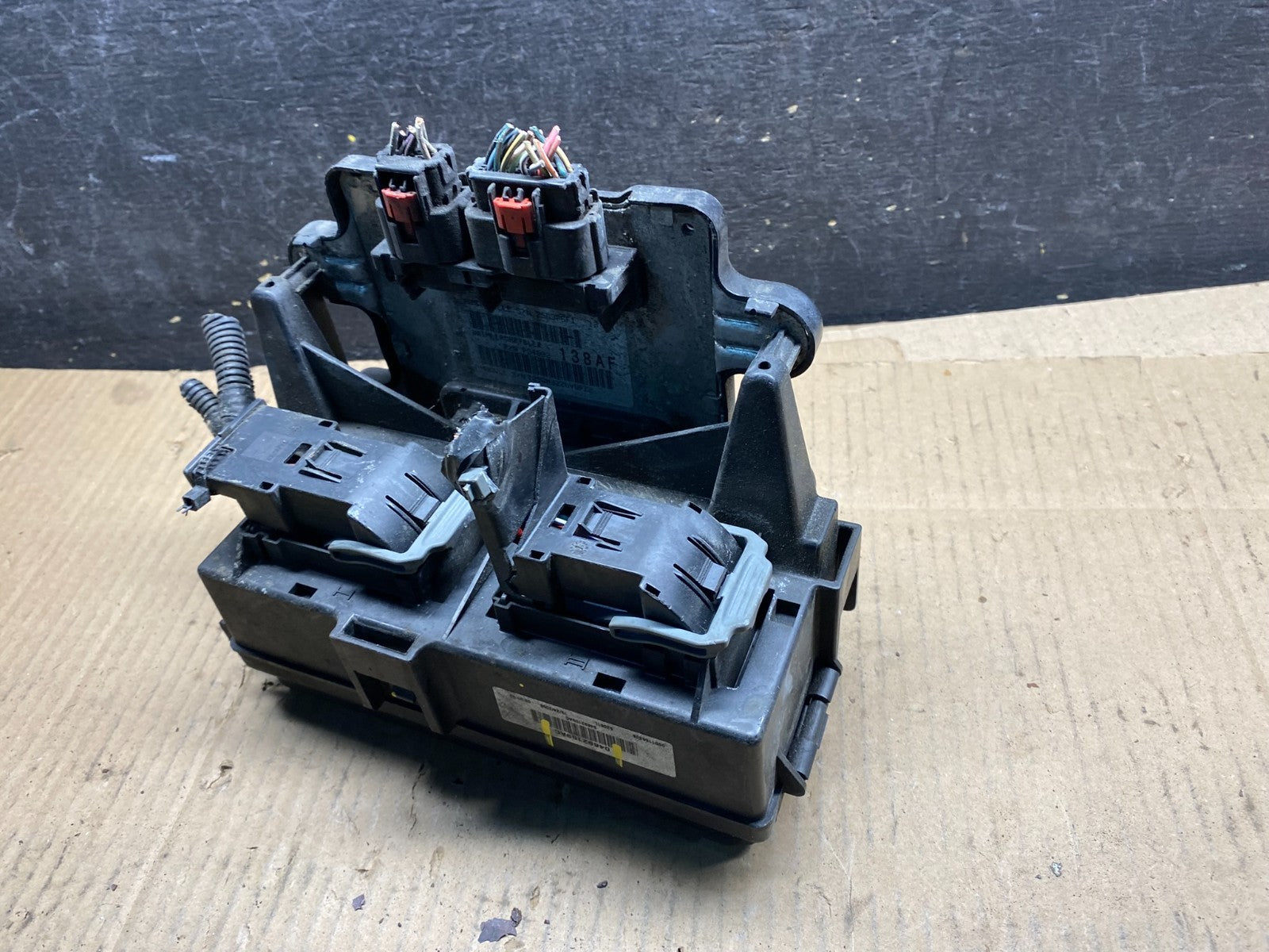 2007 Jeep Grand Cherokee Integrated Power Fuse Box 04692109ac Y1142 DG4
