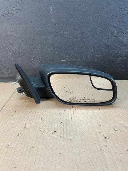 2010 to 2018 Ford Taurus Right Passenger View Door Mirror AD8682 DW6
