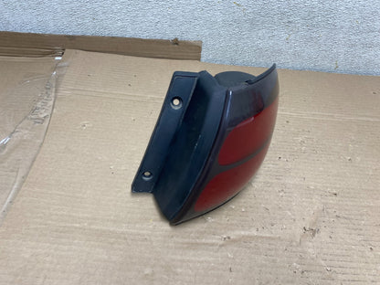 1998 - 1999 Ford Taurus Wagon Right Passenger RH Side Tail Light U0800 DW2