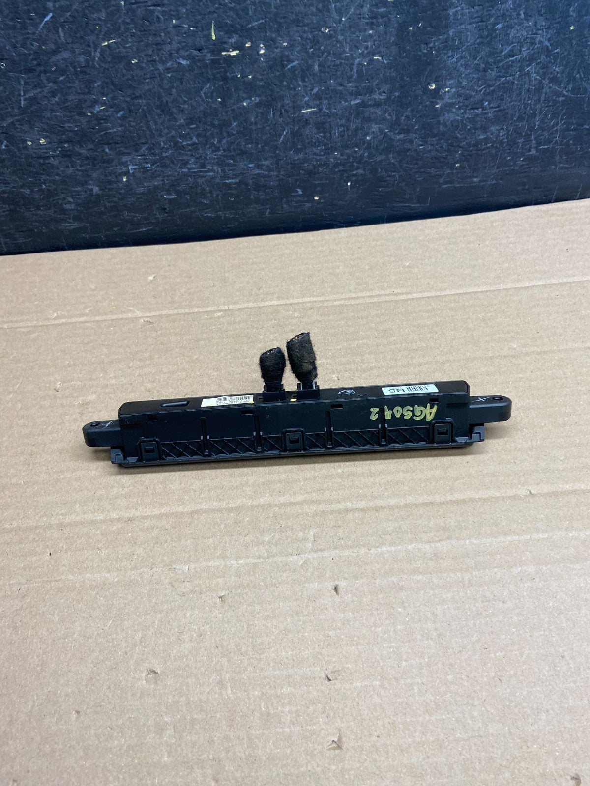 2003-2008 Jaguar S-Type Hazard Traction Control Door Lock Switch AG5042 DG3
