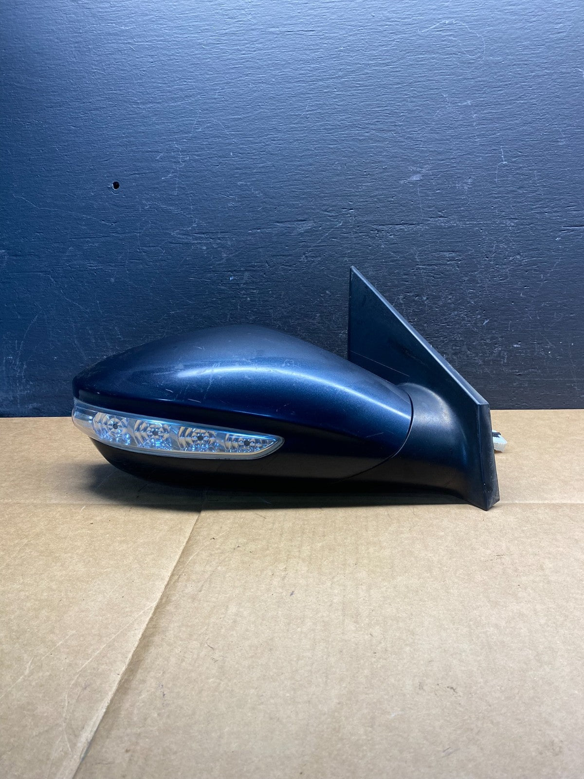 2011-2015 Hyundai Sonata Right Passenger Mirror W/ Turn Signal AD3554 DW0