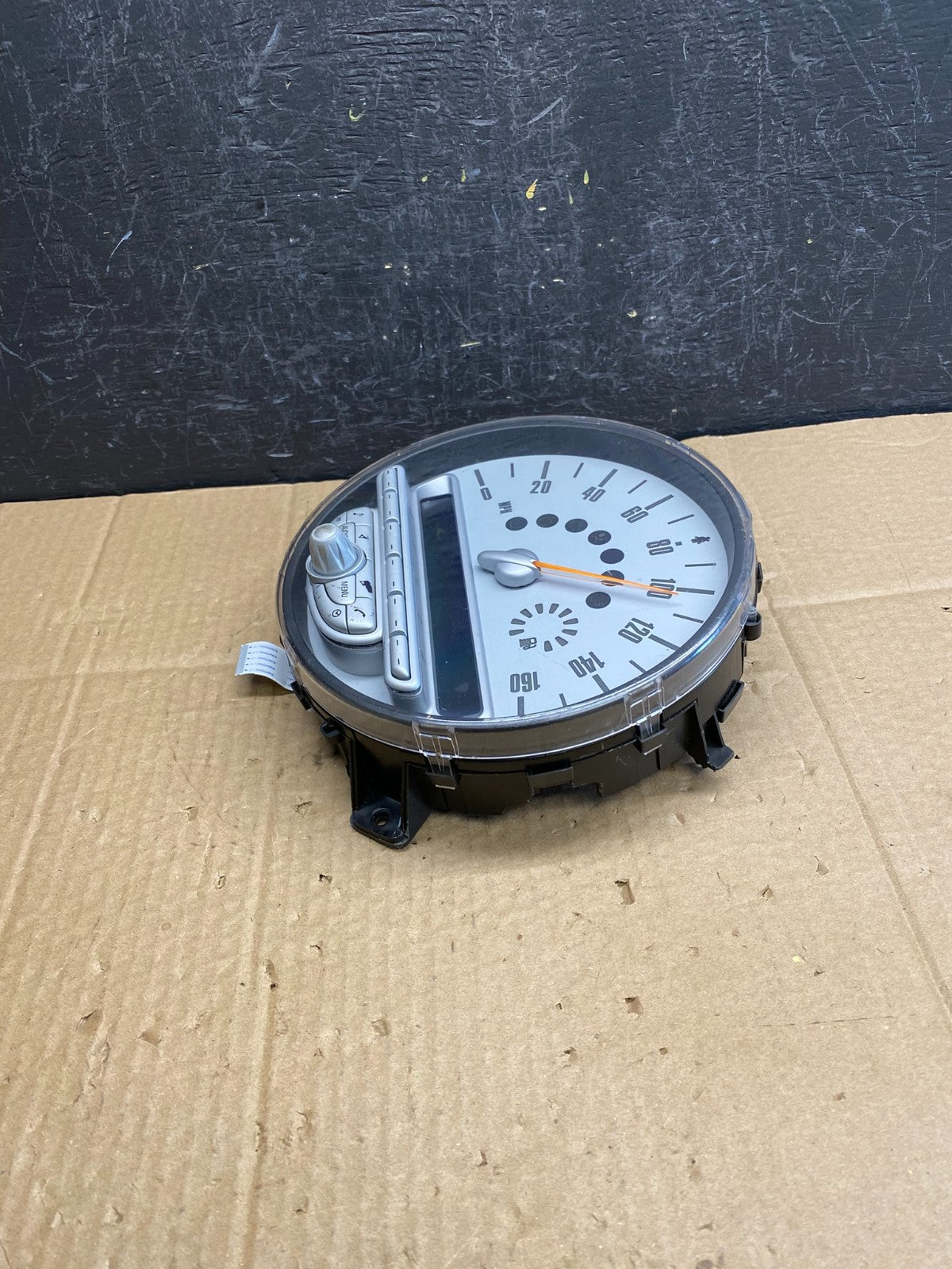 2010 - 2014 Mini Cooper Speedometer Cluster Gauge ac9473 DG2