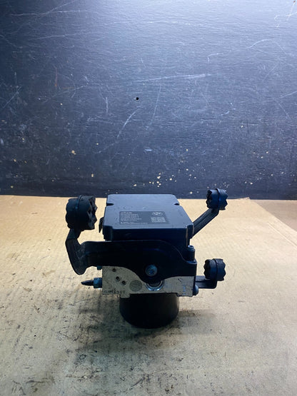 2012 2013 BMW 328I 335I Abs Anti Lock Brake Pump 6860730 z2408 DG1
