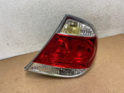 2005 to 2006 Toyota Camry Tail Light Right Passenger Side AI8383 LK0