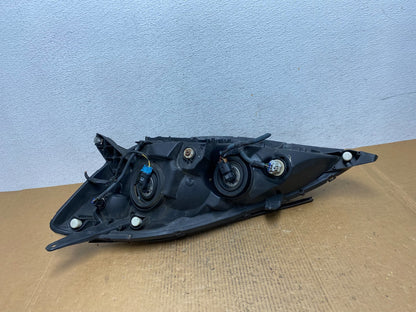 2006 to 2010 Toyota Sienna Right Passenger Rh Side Headlight Halogen AE0290 DW7