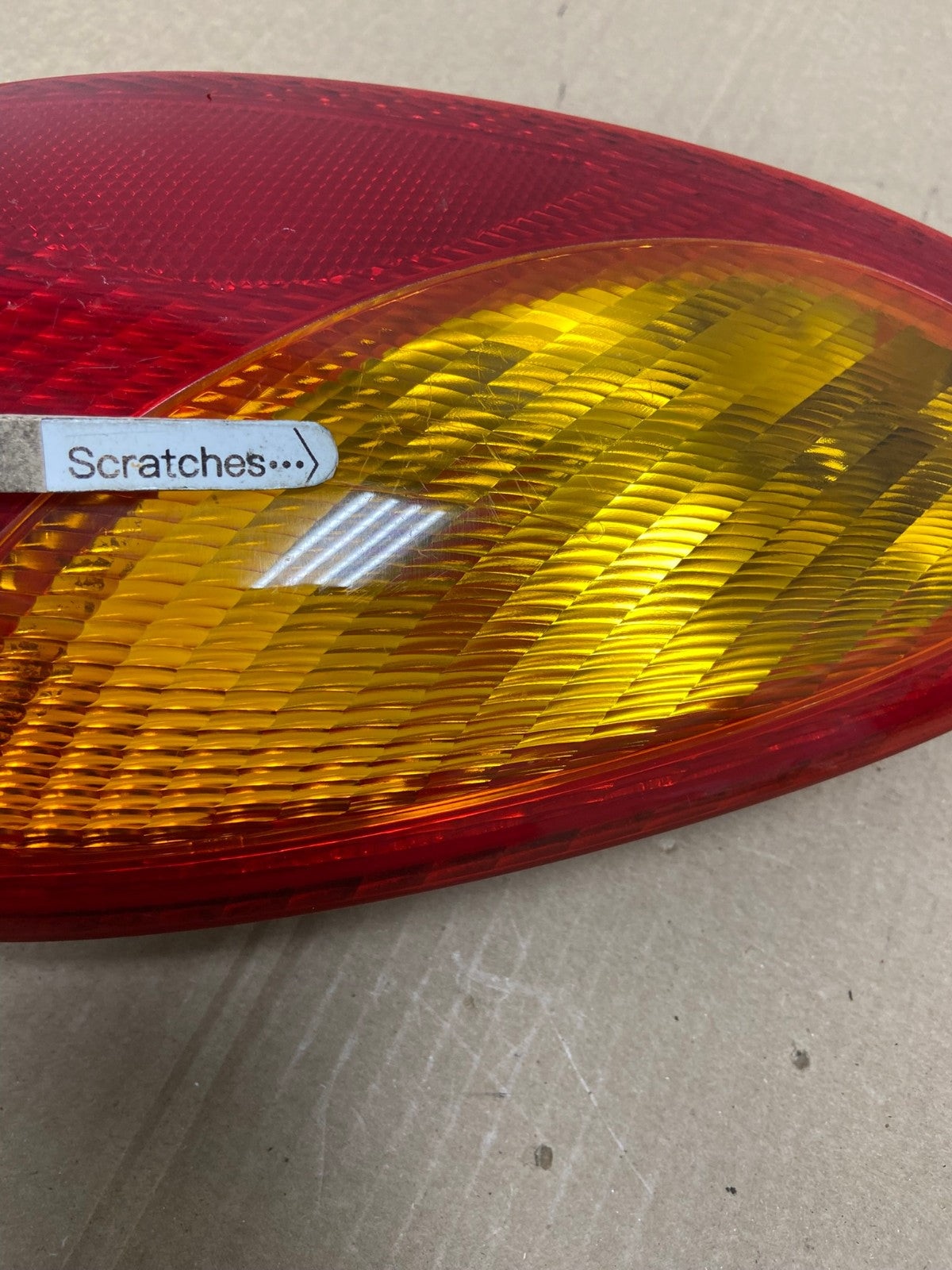 2001-2005 Chrysler PT Cruiser Left Driver LH Side Tail Light AE6947 LK3