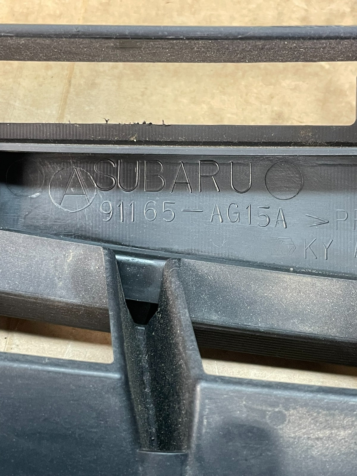 2008 to 2009 Subaru Outback Front Upper Grille Grill ac5108 DG4