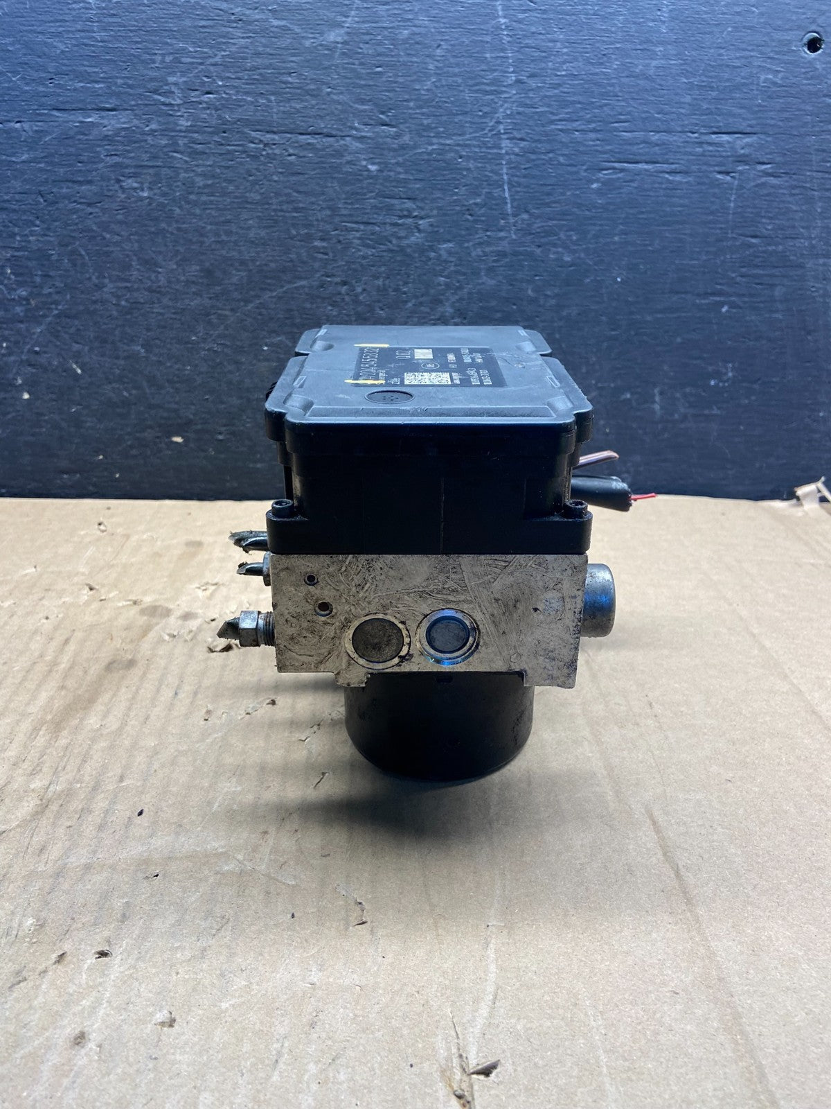 2008 - 2011 Mercedes W204 C300 ABS Anti Lock Brake Pump Module AF9419 DW4