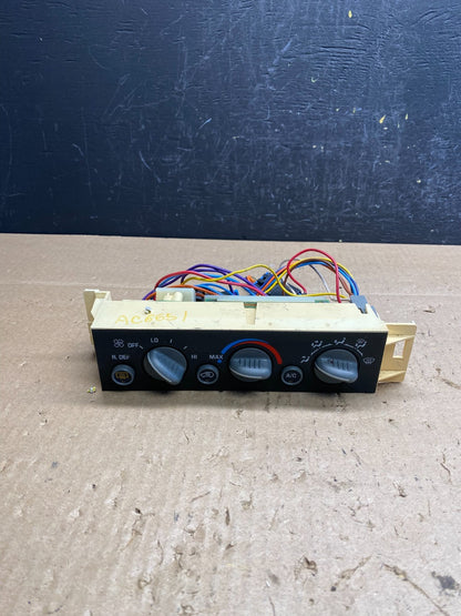 1996-1999 Chevrolet Tahoe AC Climate Control HVAC Rear Window Defogger ac6651 DG0