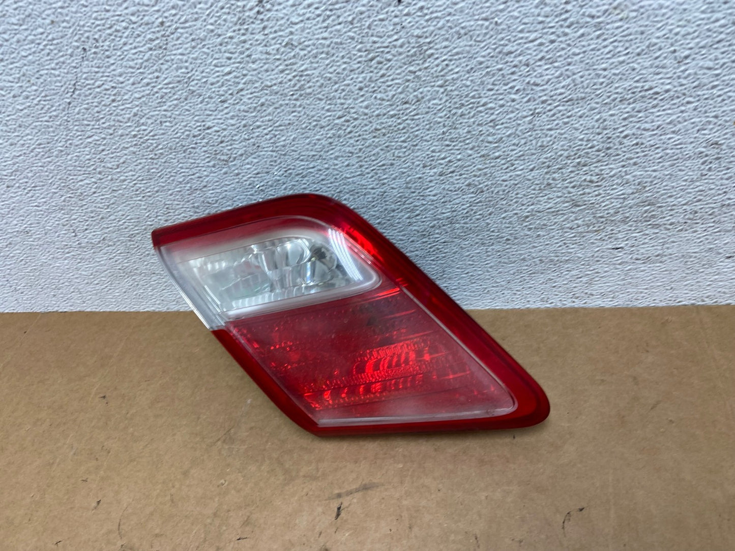 2007 2008 2009 Toyota Camry Left Driver Tail Light Trunk Lid Inner AE3211 LK1