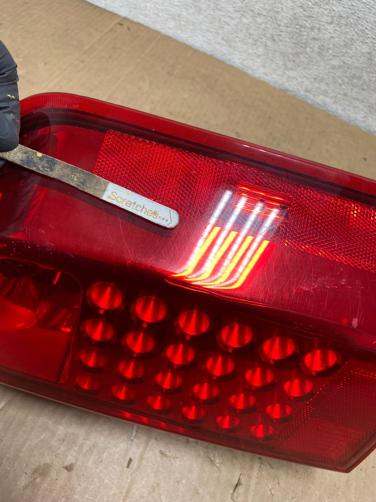 2004 to 2010 Infiniti Qx56 Right Passenger RH Side Tail Light AI9127 LK3
