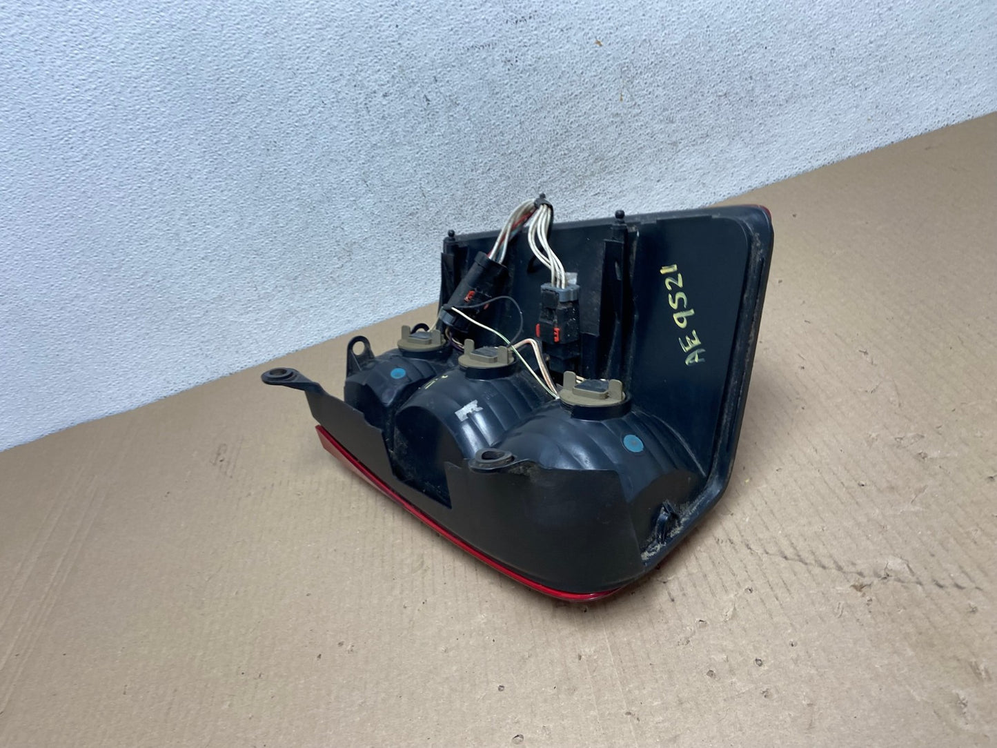2007 2008 2009 Chrysler Aspen Tail Light Right Passenger Rh Side AE9521 LK5