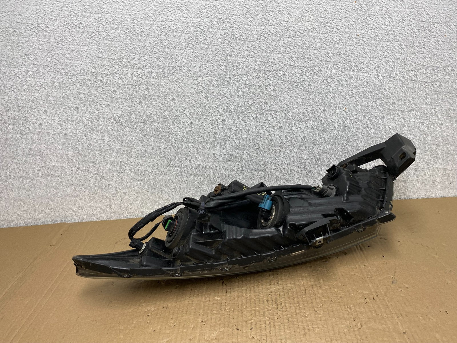 2008 to 2012 Honda Accord Coupe Right RH Side Headlight OEM AC3908 DW8