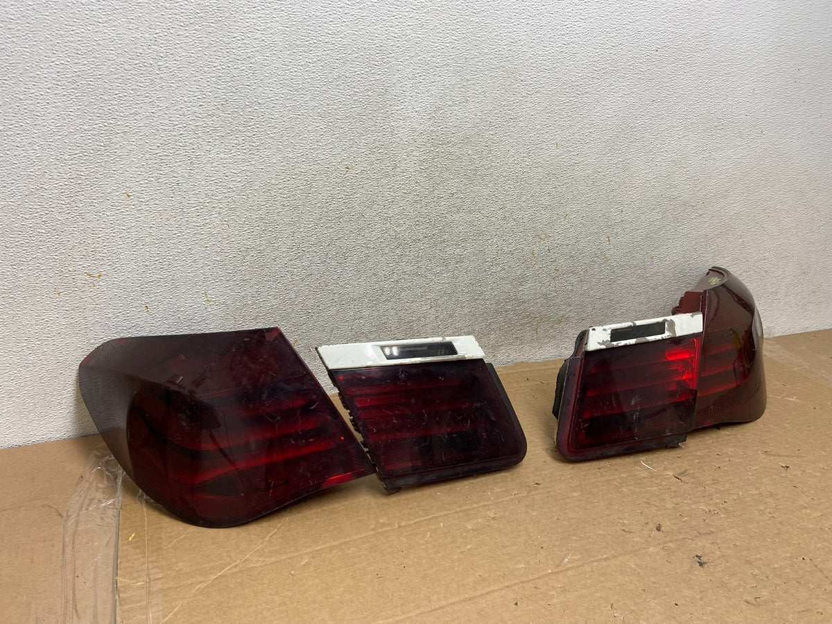 2009 to 2012 Bmw 7-Series F01 F02 750i Left+Right Tail Lights AH8466 DW1