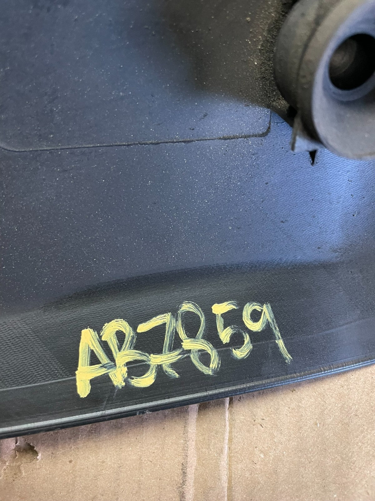 2001-2004 Volkswagen 2.0 Jetta Engine Motor Cover  ab7859  DG9