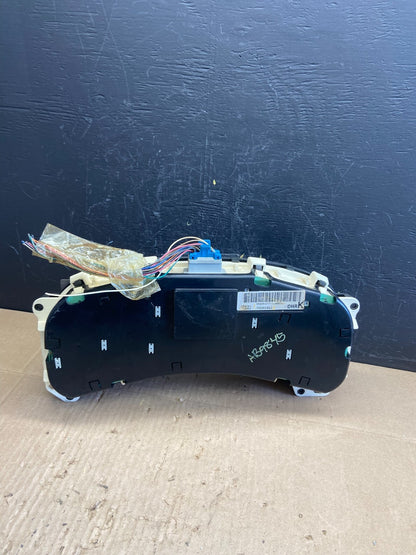 2002 GMC Yukon Speedometer Cluster Gauge Oem AB9845 DG4