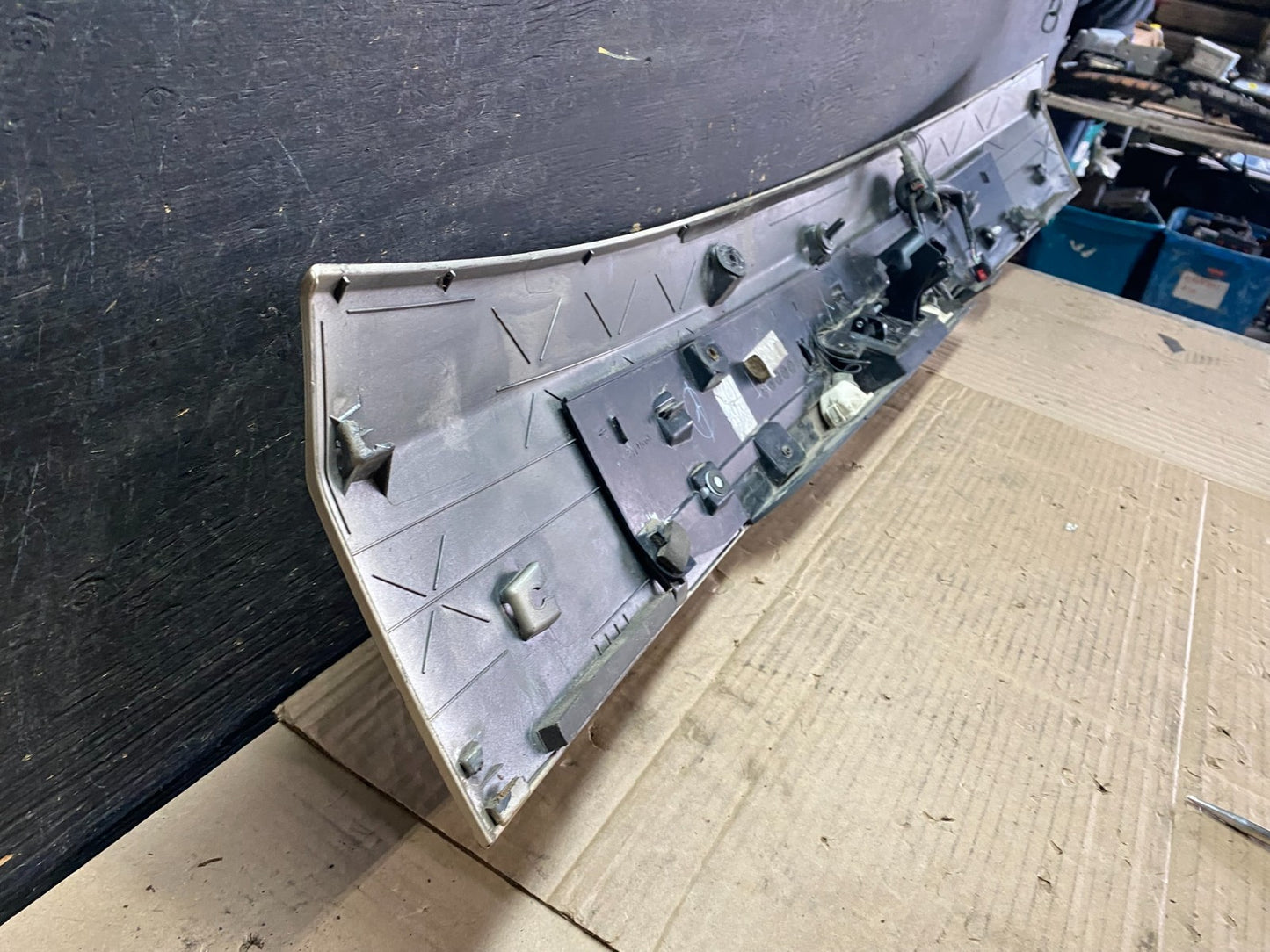 2011-2018 Dodge Grand Caravan Rear Tail Gate Trim Molding Panel OEM V3368 DG10