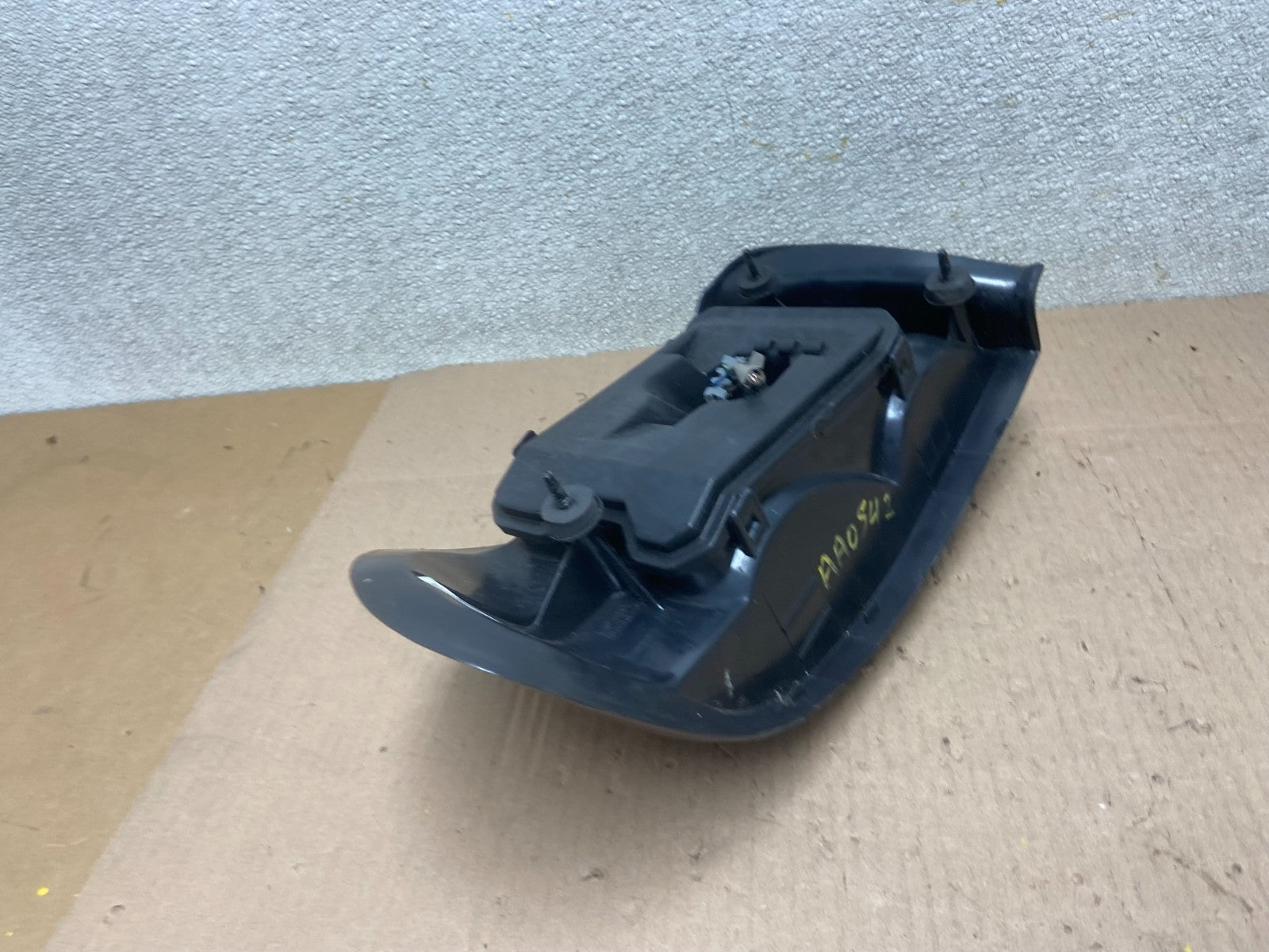 1997 to 2003 Chevrolet Malibu Passenger Right RH Side Tail Light AA0542 DW5