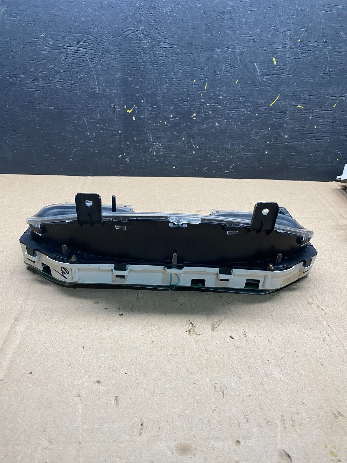 2004 2005 Ford Explorer Speedometer Cluster Gauge Oem r8790 DG3