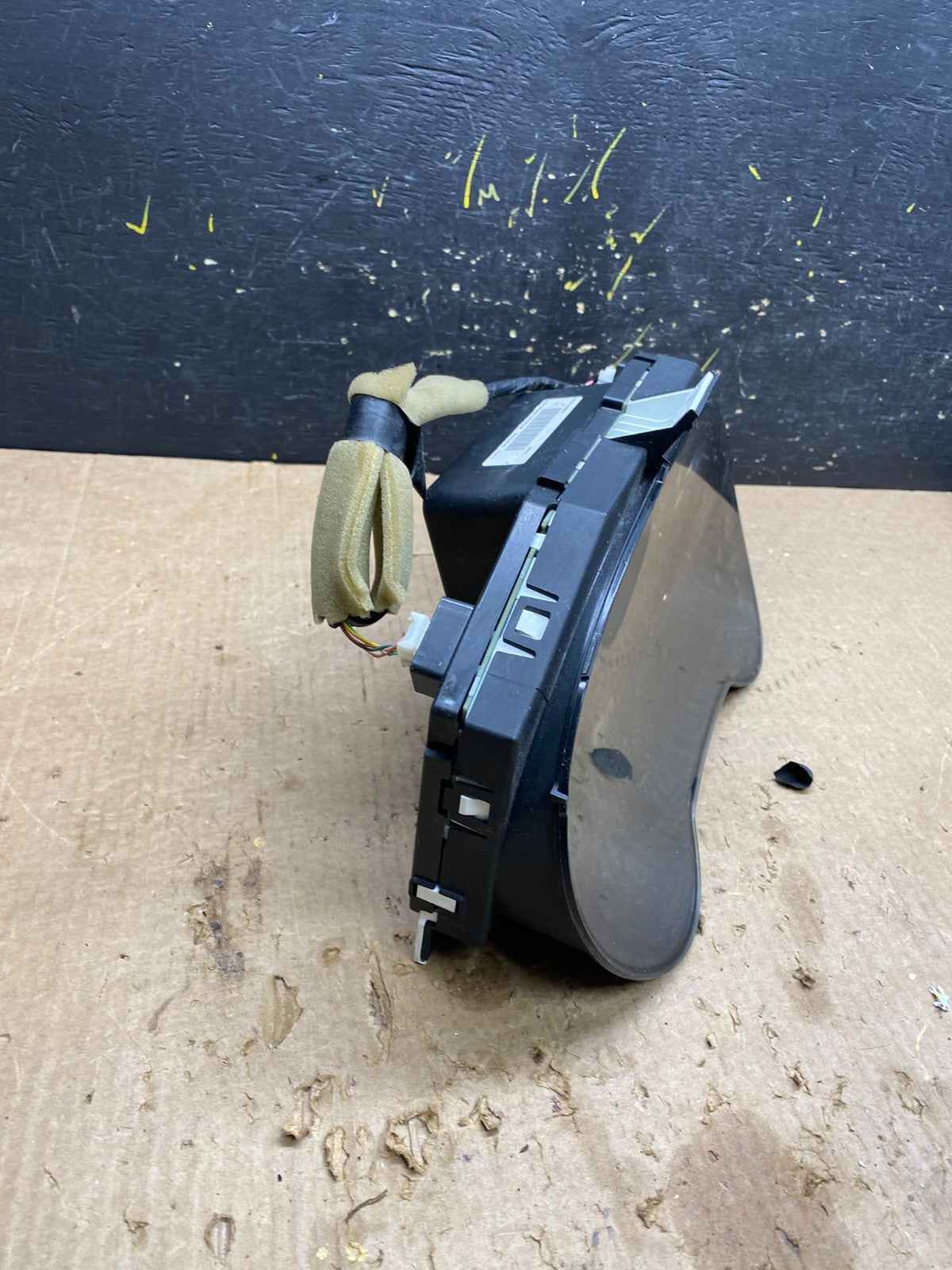 2015 Nissan Pathfinder Speedometer Cluster Gauge OEM  Z4636 DG2