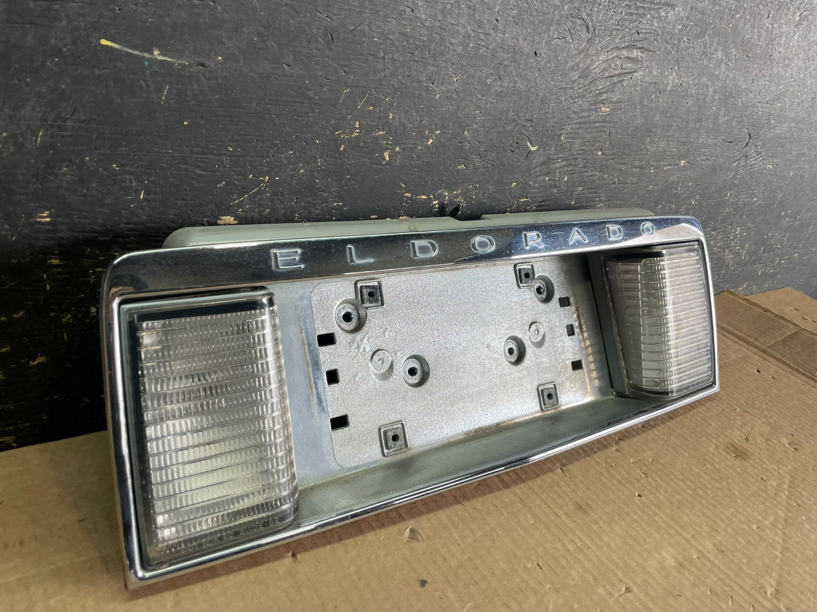 1992 to 2002 Cadillac Eldorado Car Rear License Plate Trim Panel ab3070 DG1