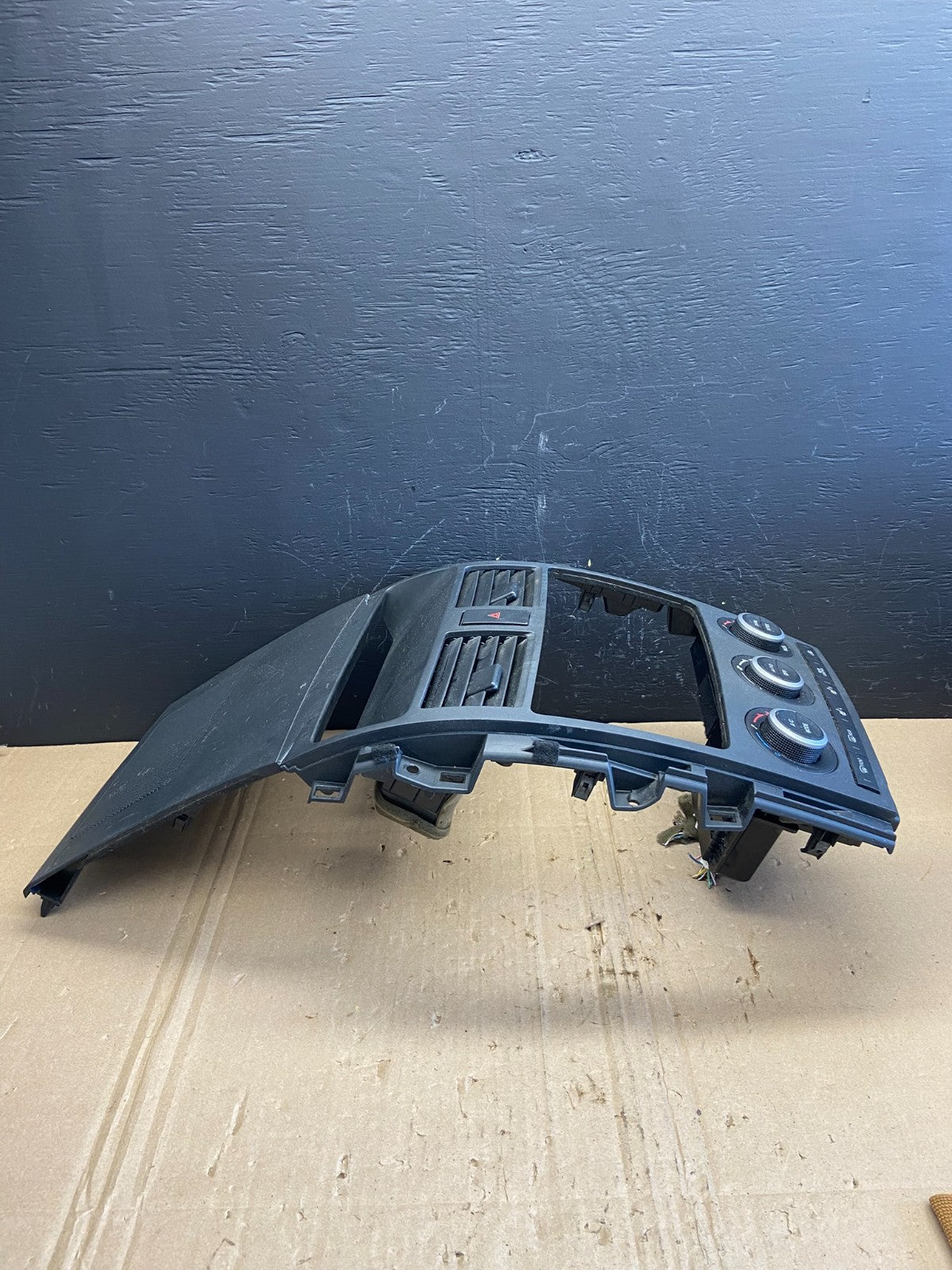 2007 - 2009 Mazda CX-9 Radio Dash Trim Bezel W/Vent AC Climate Control AB8936 DG2