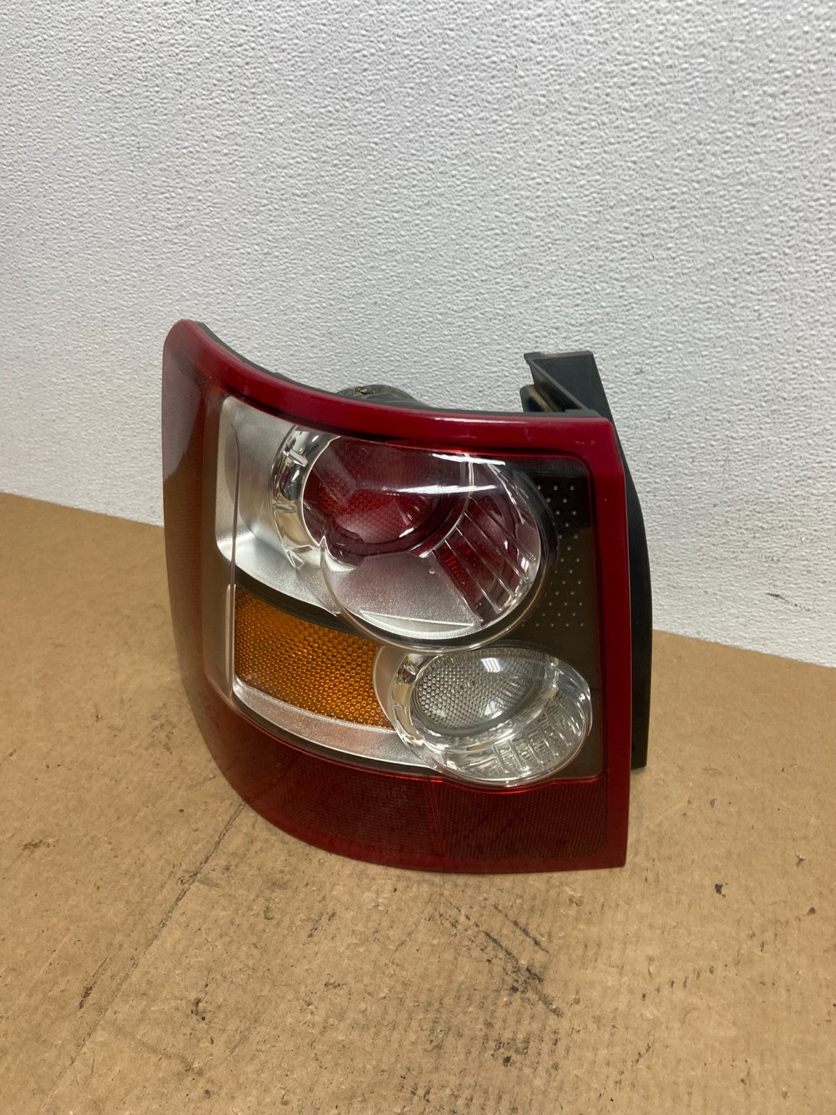 2006 - 2009 Land Rover Range Rover Sport Left Driver LH Tail Light Oem AC3209 DW0