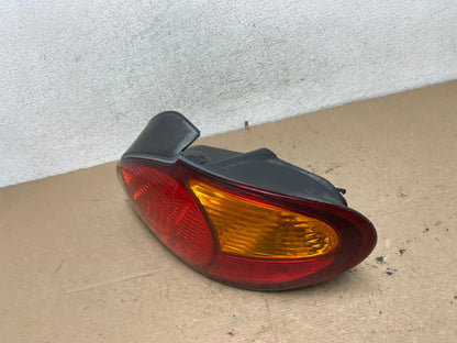 1999 2000 Hyundai Elantra Sedan Right Passenger RH Tail Light AF5698 LK1