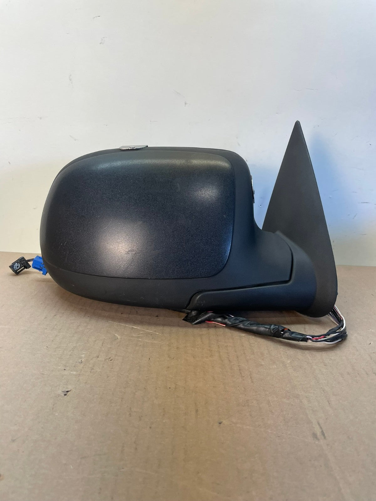 1999-2002 Chevrolet Tahoe Suburban Left Driver LH Side Door Mirror AI0737 LK0