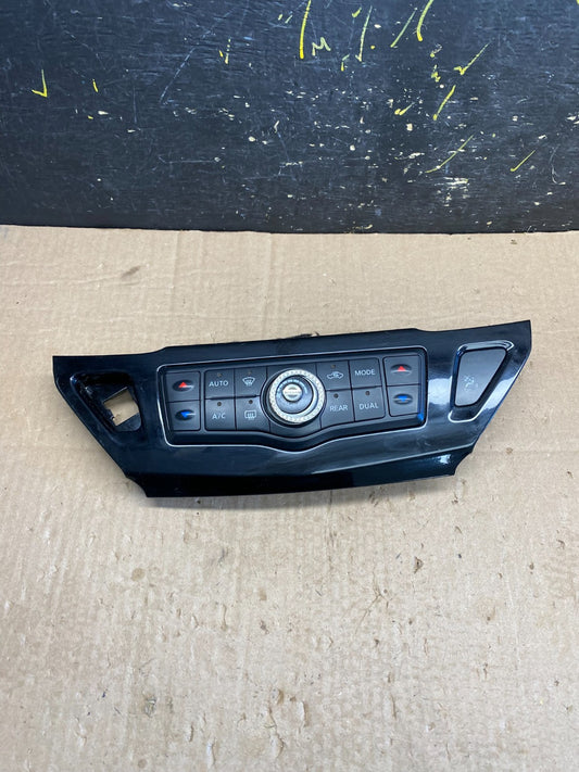 2013 to 2018 Nissan Pathfinder Radio Audio Climate Control OEM Z0312 DG0