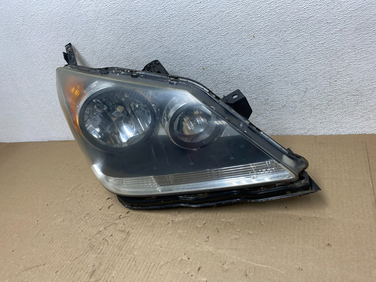 2008 2009 2010 Honda Odyssey Right Passenger RH Halogen Headlight AG5927 DW1