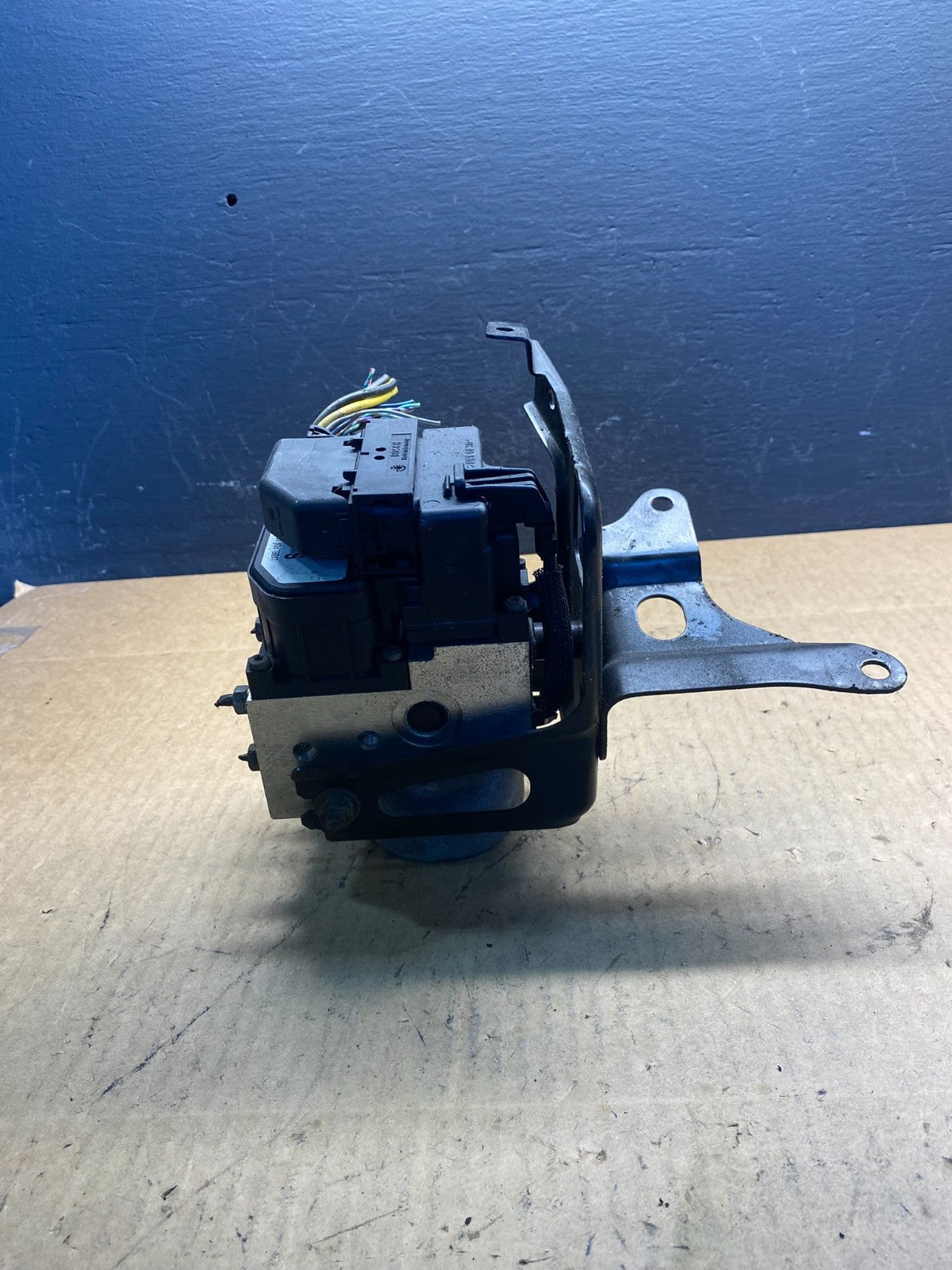 2002 to 2006 Nissan Altima ABS Anti Lock Brake Actuator Pump OEM AC4291 DG2