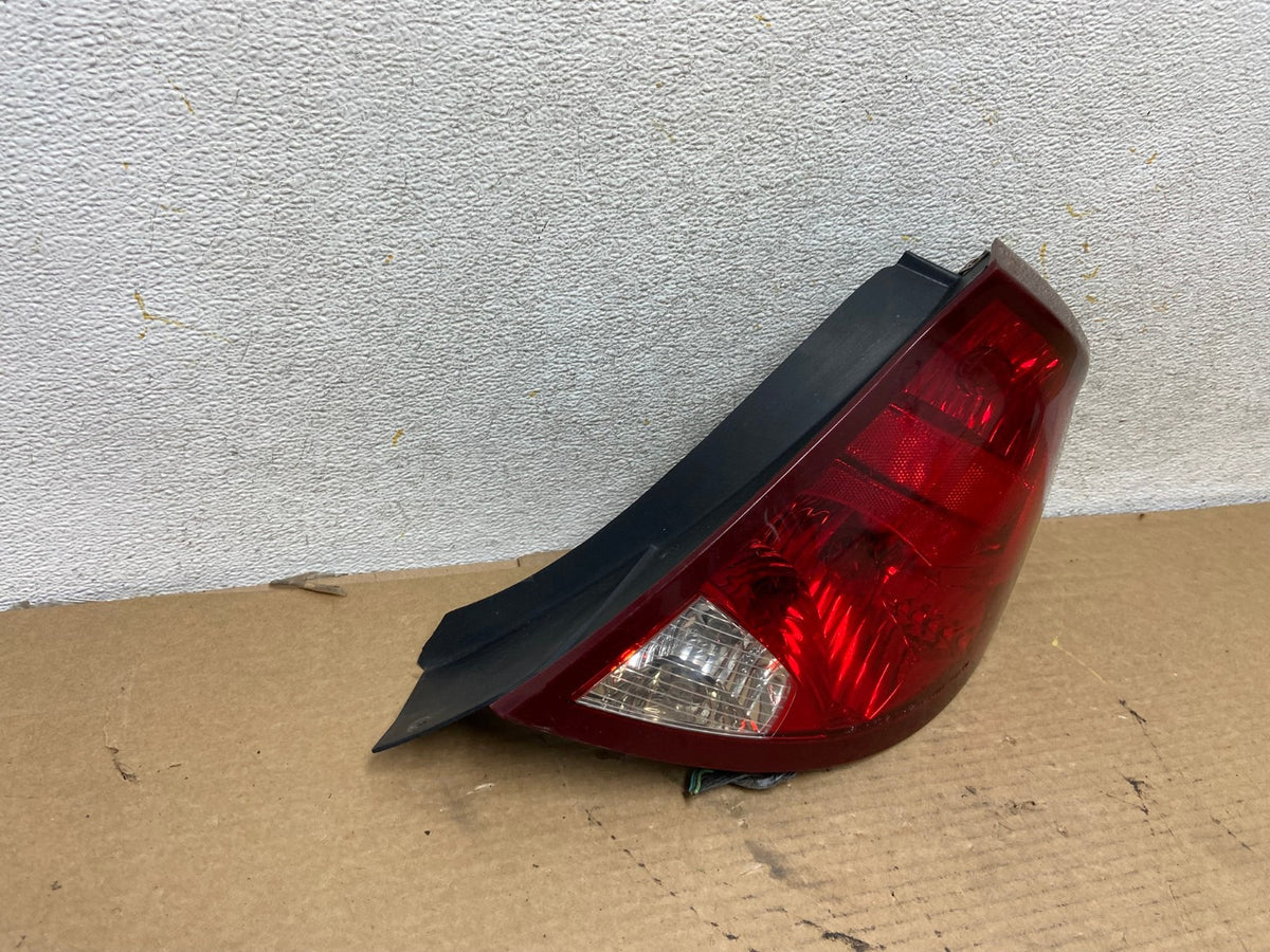 2003-2007 Saturn Ion Passenger Right RH Side Tail Light Tail Light AH4227 LK1