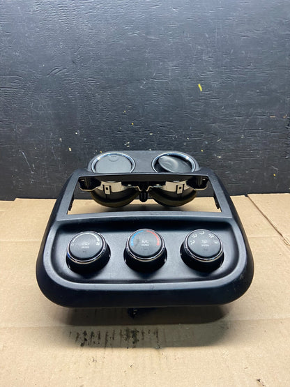2011 to 2017 Jeep Compass Dash Climate Temperature Control Radio Bezel L5627 DG1