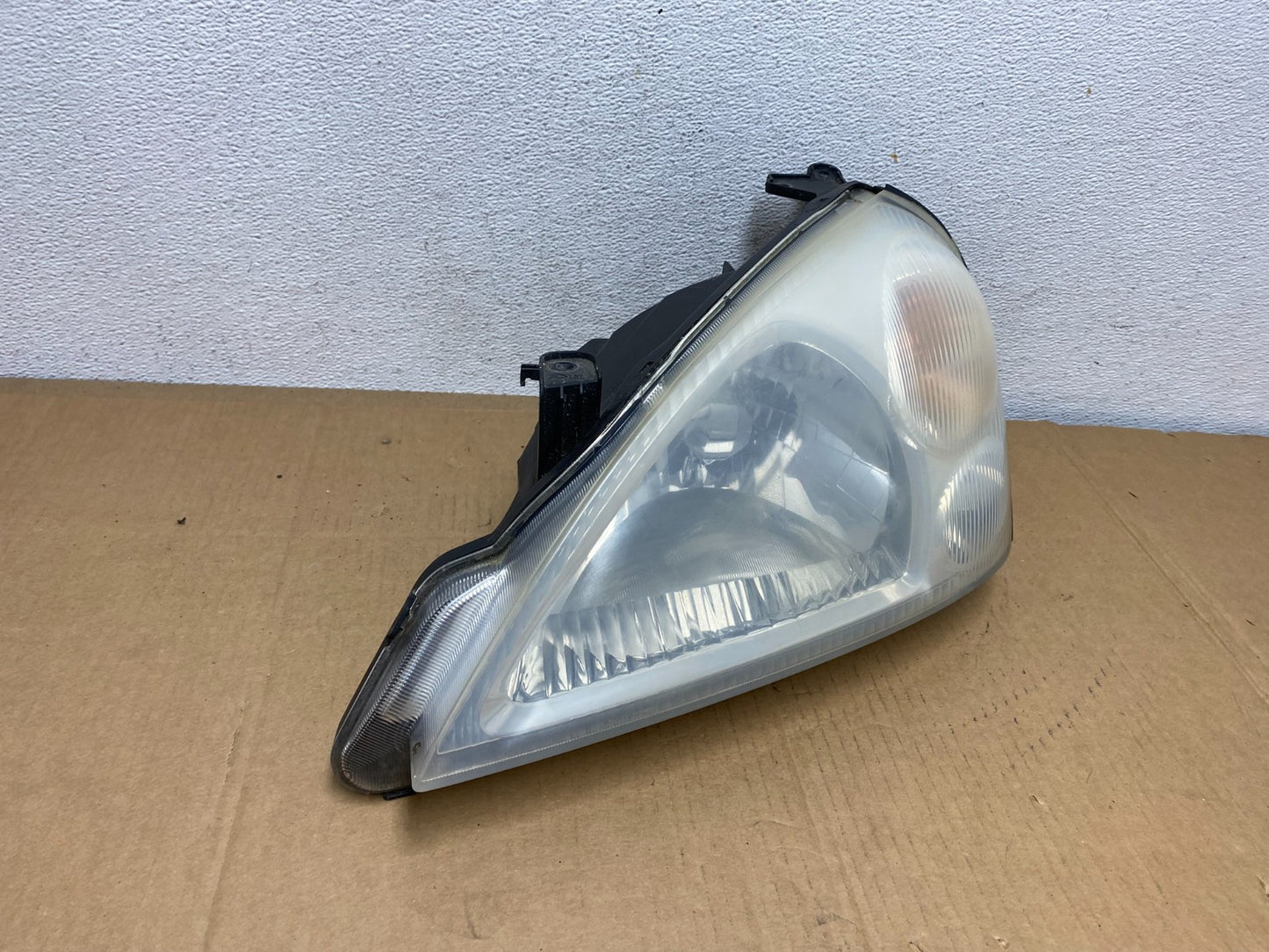 2002 to 2007 Suzuki Aerio Sedan Left Driver LH Halogen Headlight AD0741 DG2