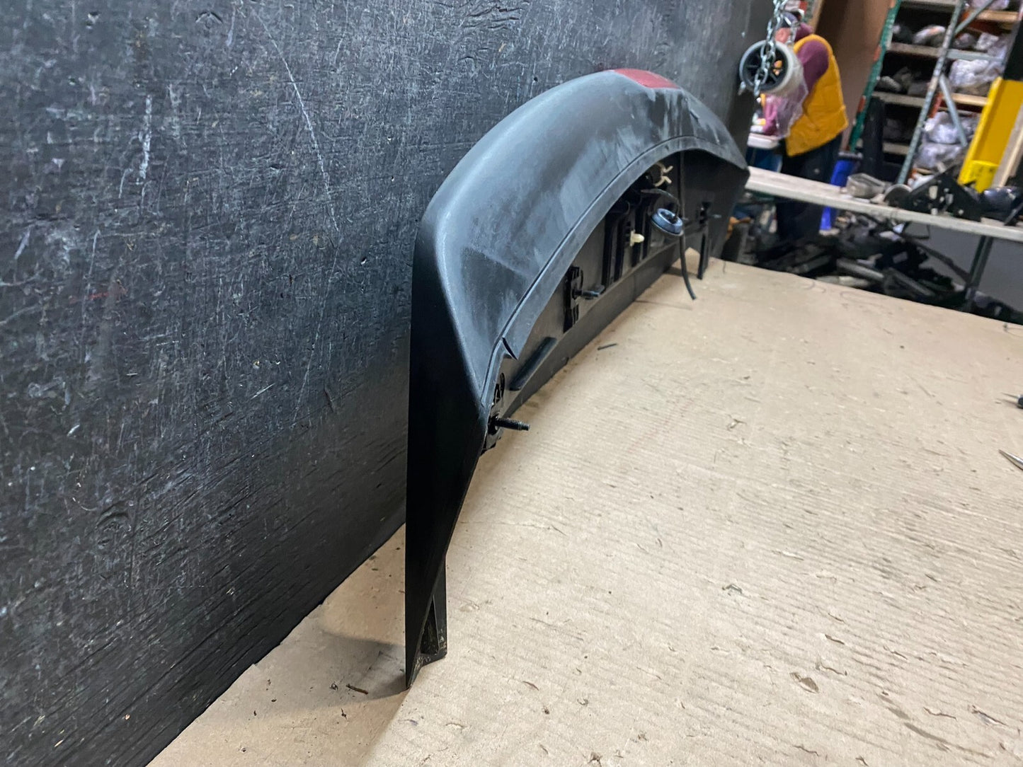 2007 to 2012 Dodge Caliber Rear Trunk Spoiler i3559 OEM DG15