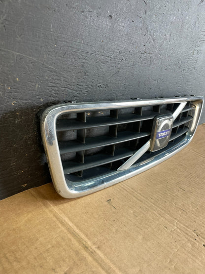 2005 to 2009 Volvo S60 Front Grille Grill AE8406 DG2