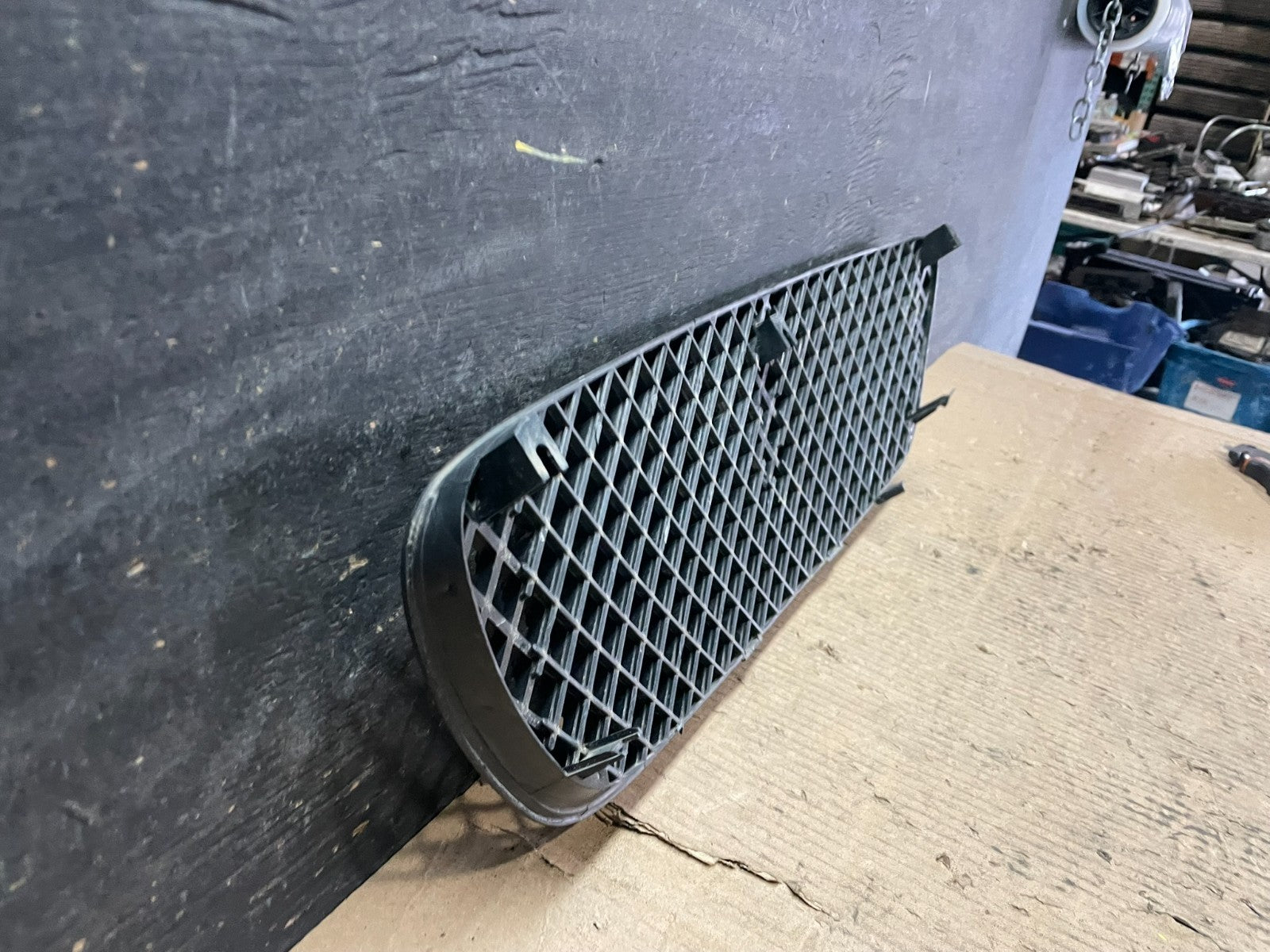 2002 to 2003 Nissan Maxima Front Grill Glossy Black Honeycomb Mesh U6063 PS8