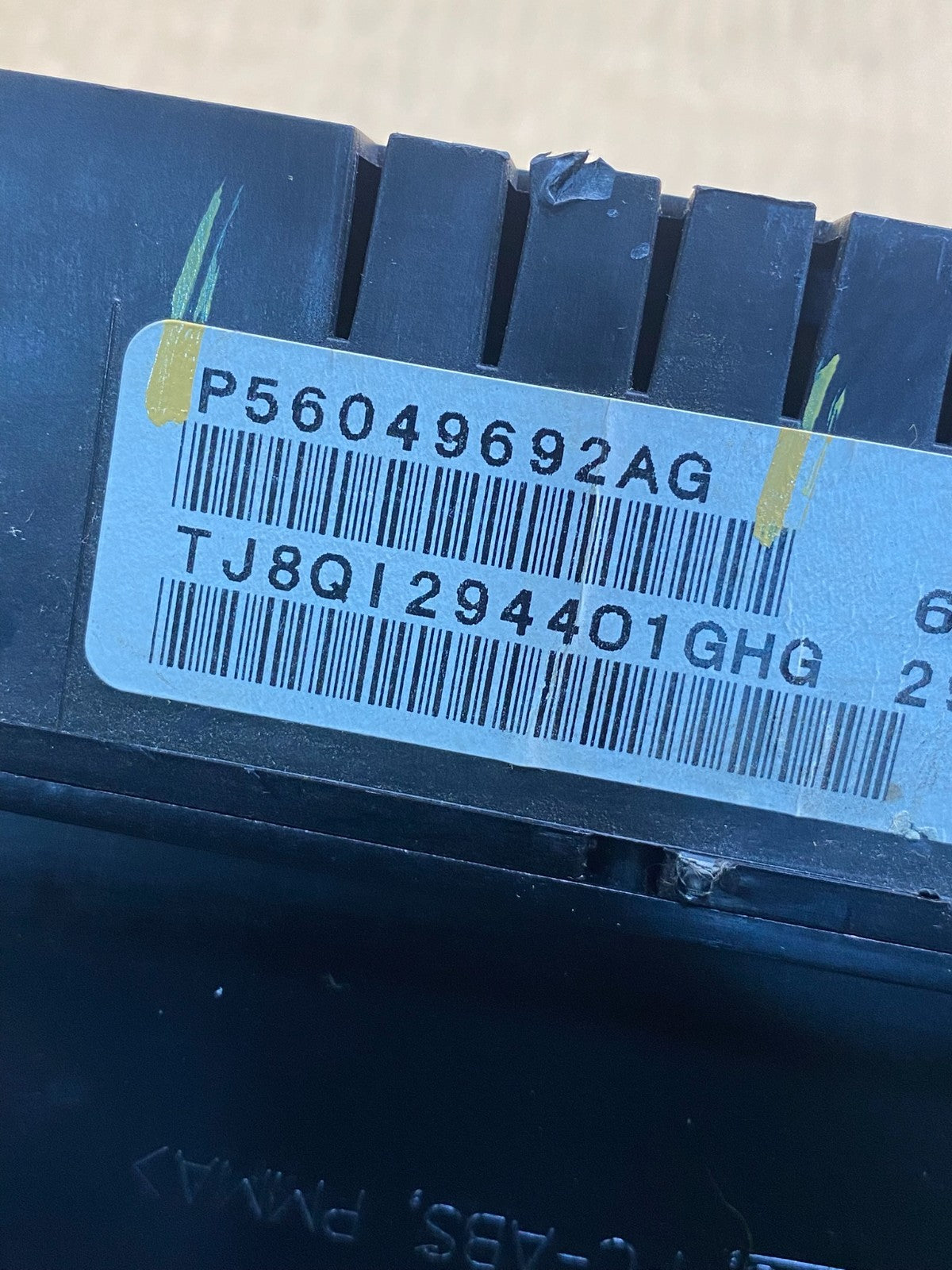 2005 Dodge Dakota Speedometer Instrument Cluster Gauge AG7427 DG5