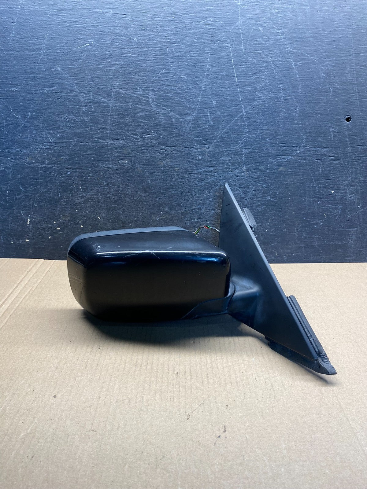 2001 to 2006 BMW 325i Right Passenger Side View Door Mirror AH3164 PS0