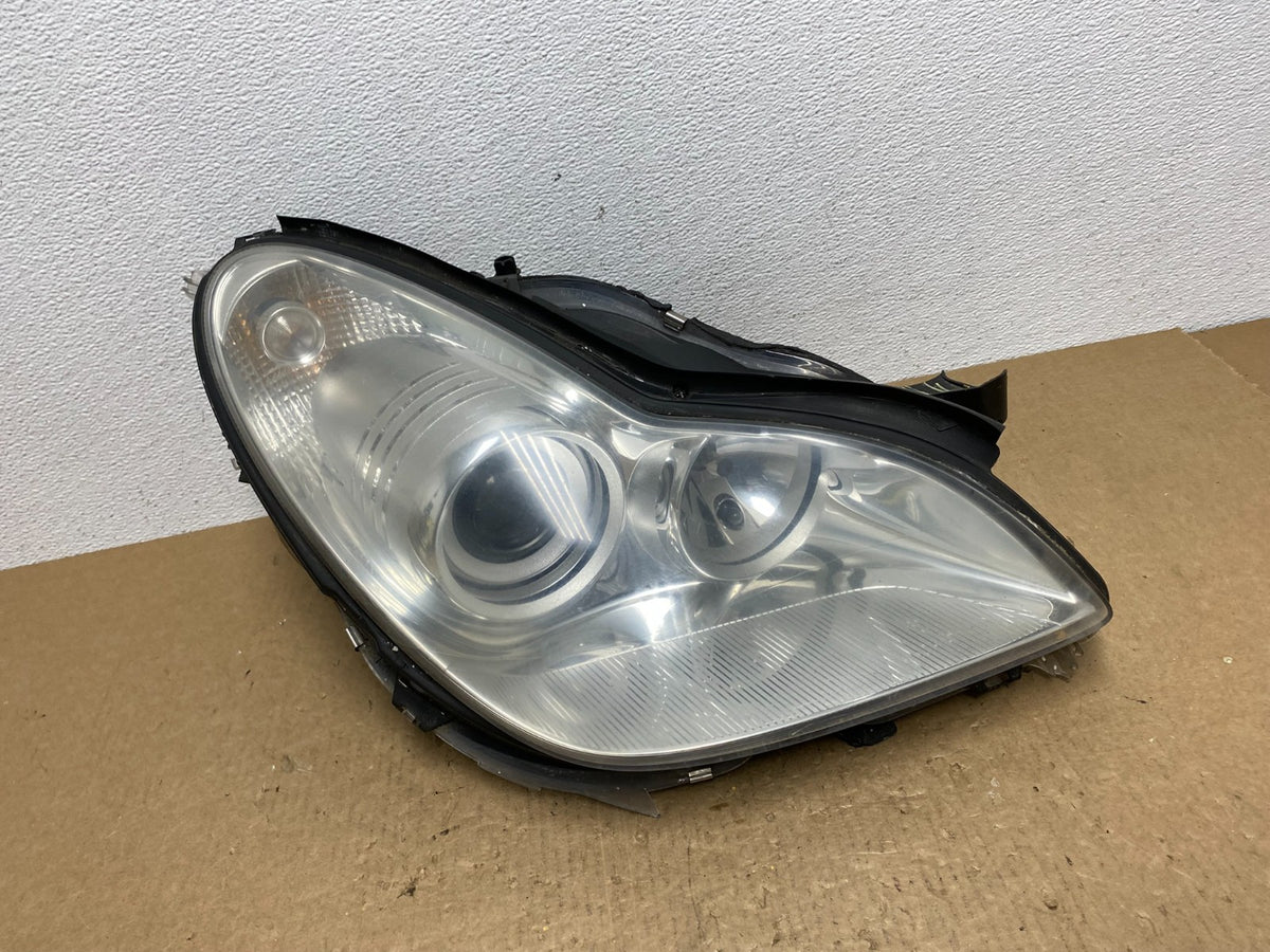 2006 - 2011 Mercedes W219 CLS500 Right Passenger Halogen Headlight AC1373 DW0