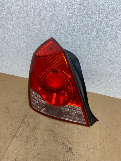2004 2005 2006 Hyundai Elantra Sedan Left Driver LH Tail Light OEM AC3347 LK0