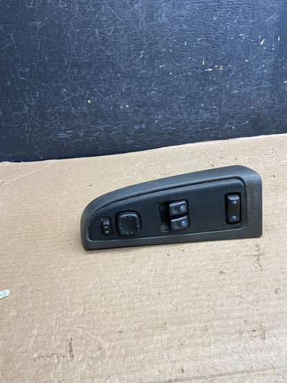 2003-2006 Chevrolet Silverado Driver Side Master Window Switch AH3960 DG1