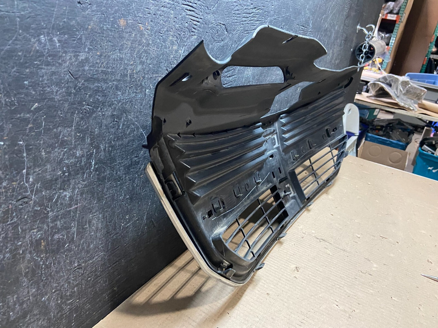 2009 to 2010 Dodge Journey Chrome Front Upper Grill Grille i7597 DG7