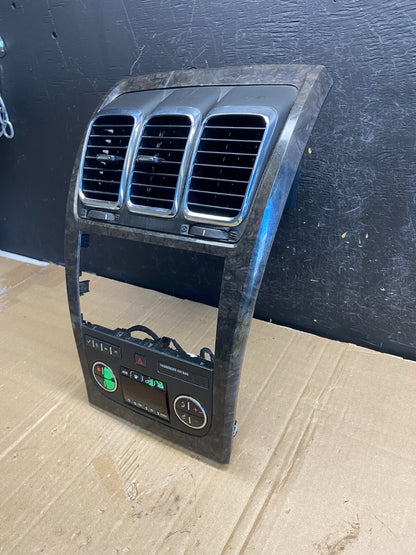 2007 - 2012 GMC Acadia A/C Heater Climate Control Radio Panel Bezel OE AD7252 DG1