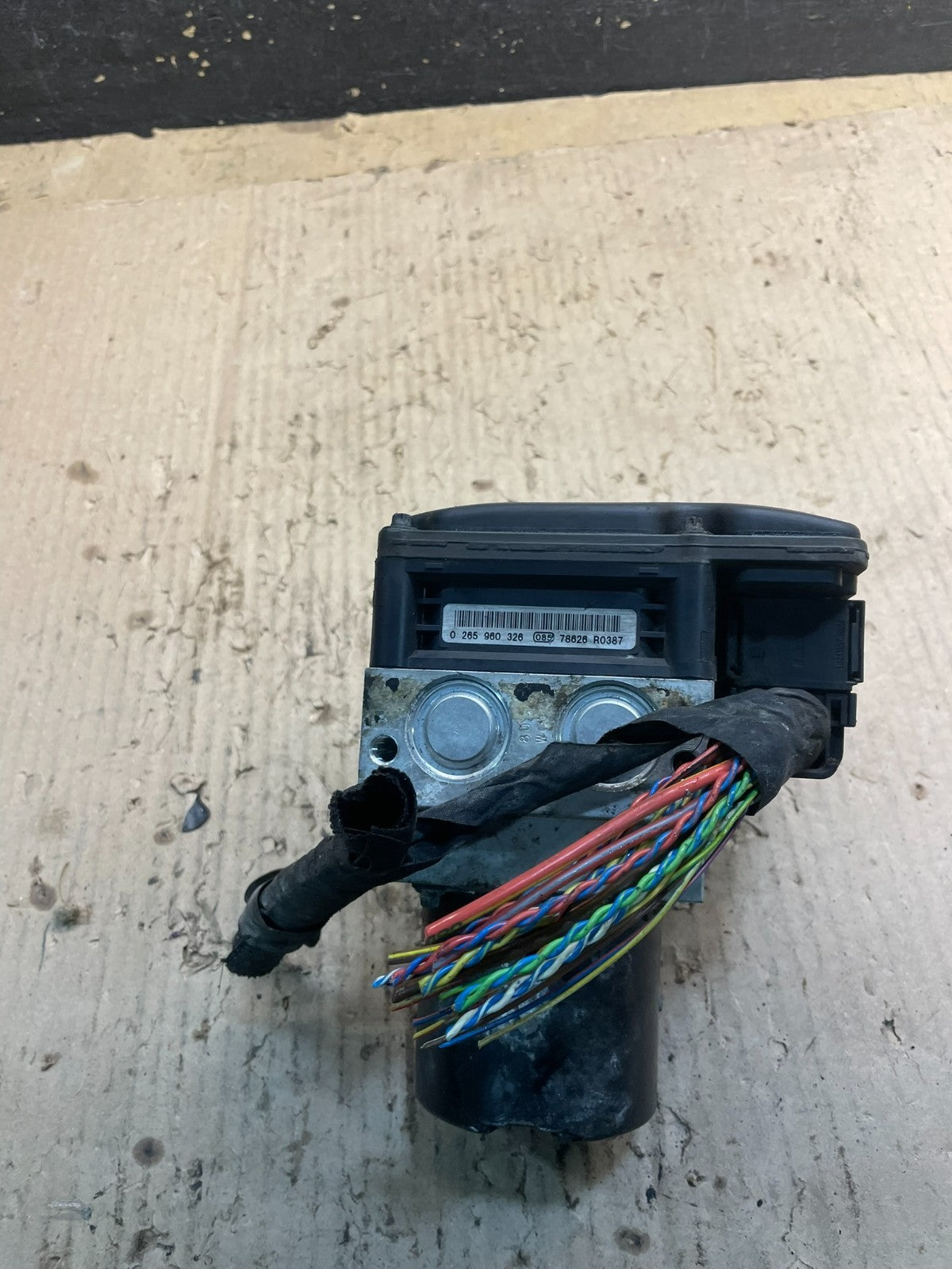 2008 to 2010 BMW 5-Series ABS Anti-Lock Brake Pump 3451 6774679-01 OEM X0983 DG2