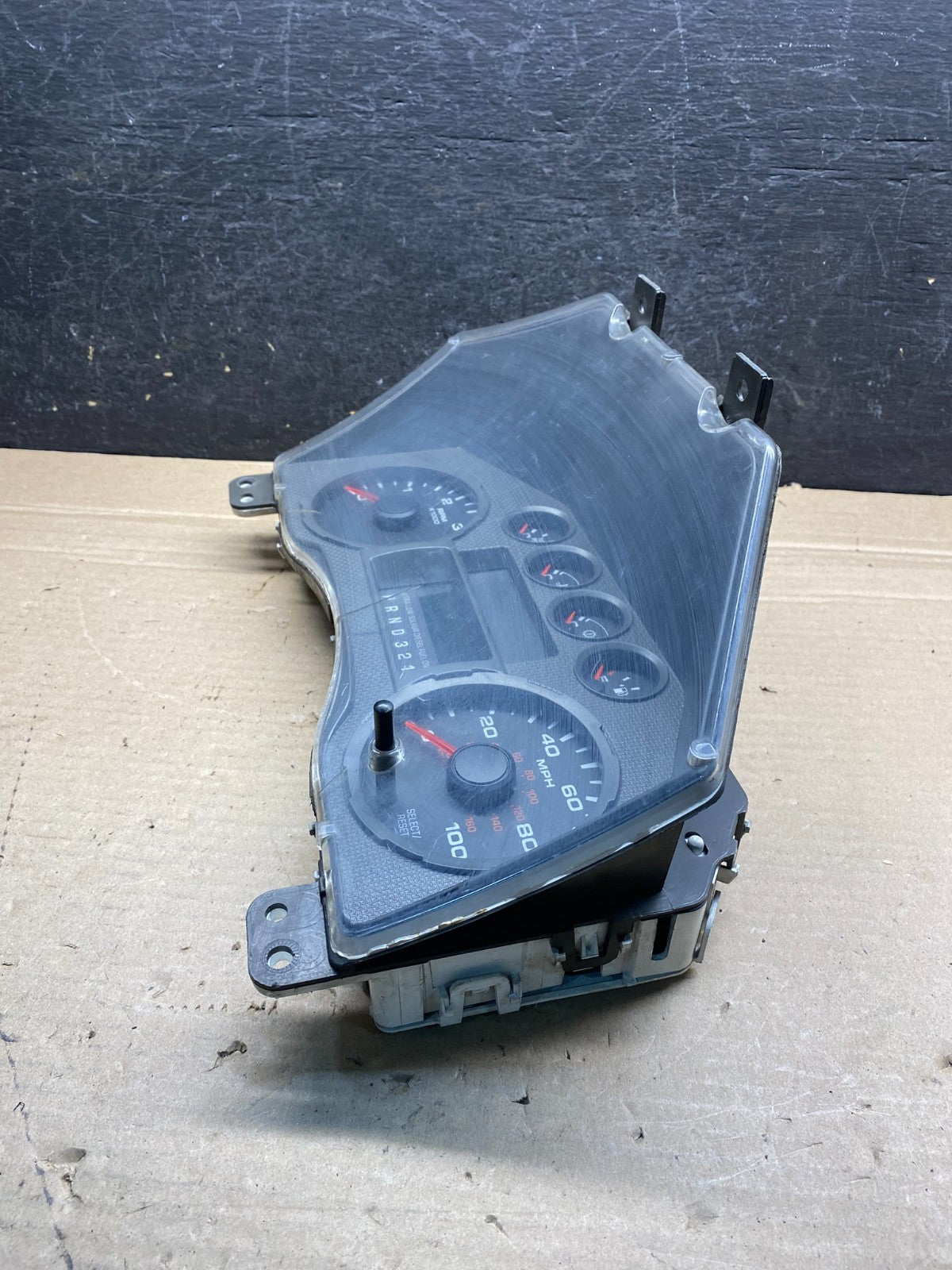 2008 to 2010 Ford F250 SD Super Duty Speedometer Cluster Gauge ah7531 DG2