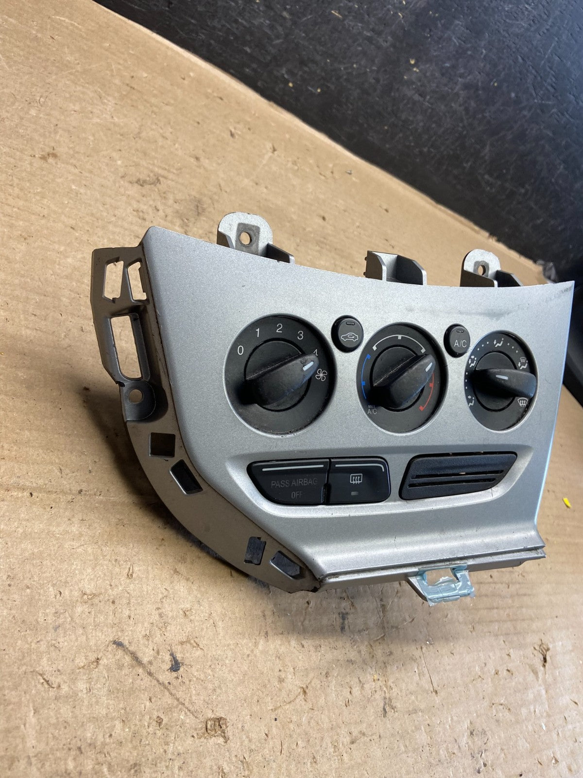 2013 2014 Ford Focus Ac Heater Climate Control Temperature AH3742 DG3