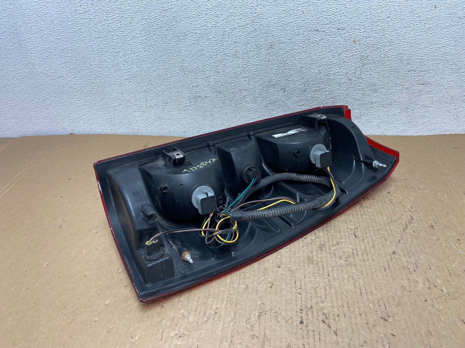 2008-2014 Chevrolet Tahoe Suburban Driver Lh Left Side Tail Light DEPO AD8847 LK5