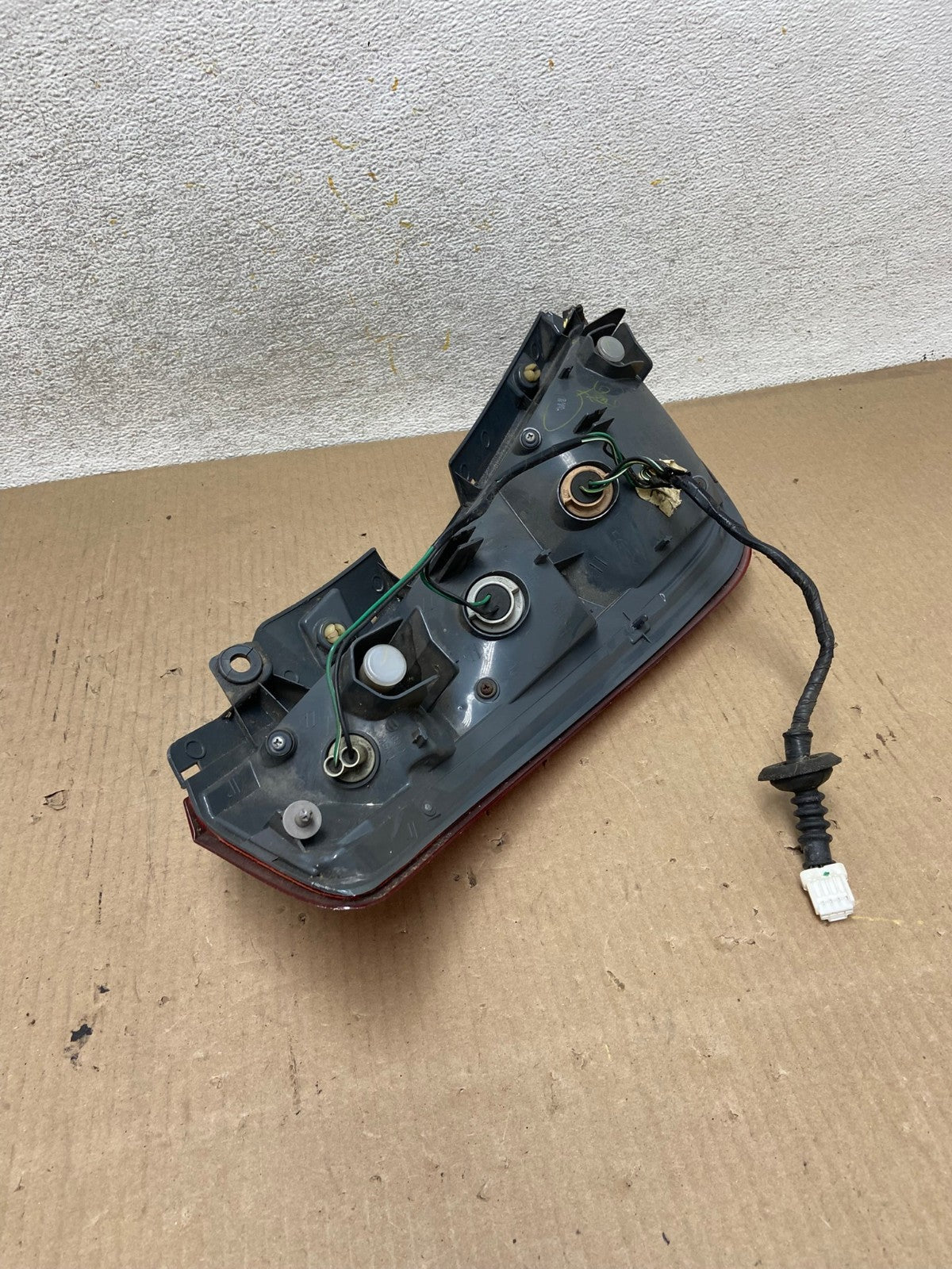 2003 2004 2005 Nissan Murano Right Passenger Rh Side Tail Light AH5798 LK7